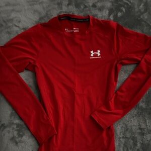 Men’s Under Armour Heatgear long sleeved shirt